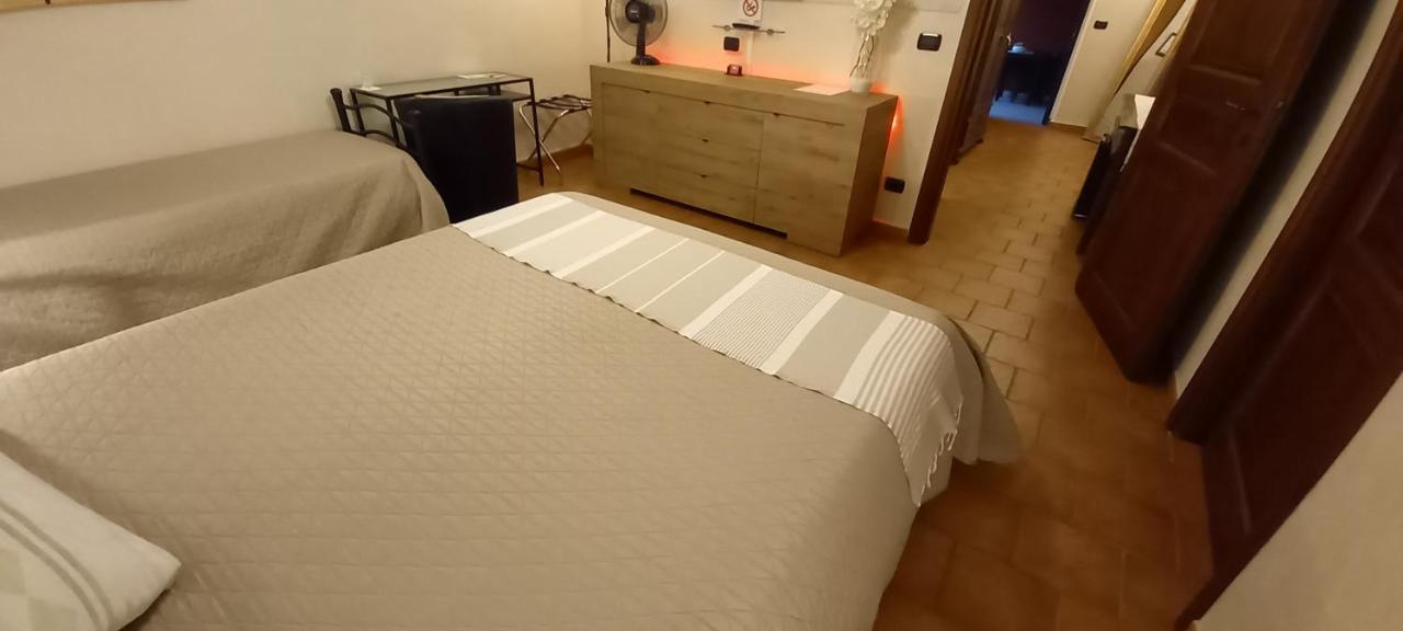 Villa Laura B&B Fossano Ngoại thất bức ảnh