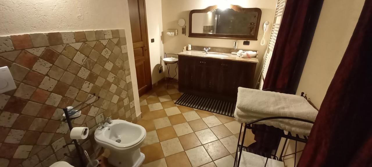 Villa Laura B&B Fossano Ngoại thất bức ảnh