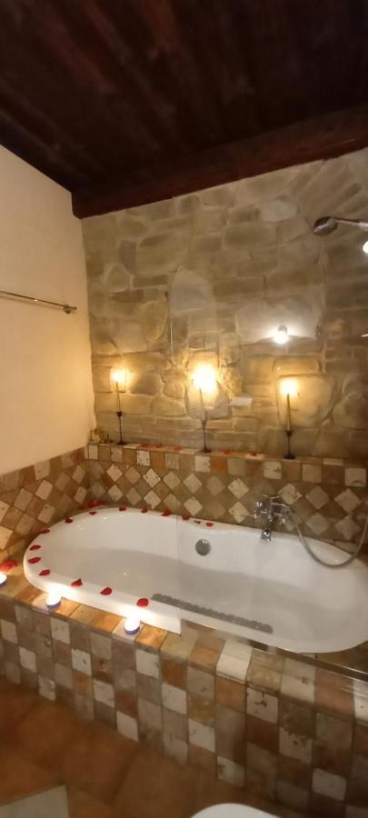 Villa Laura B&B Fossano Ngoại thất bức ảnh