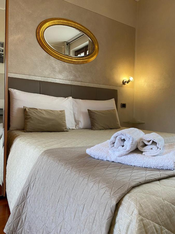 Villa Laura B&B Fossano Ngoại thất bức ảnh