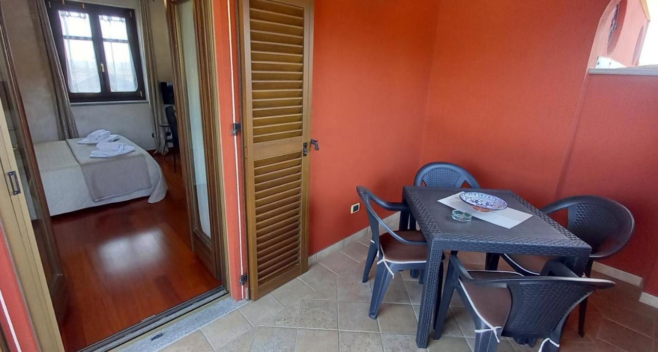 Villa Laura B&B Fossano Ngoại thất bức ảnh