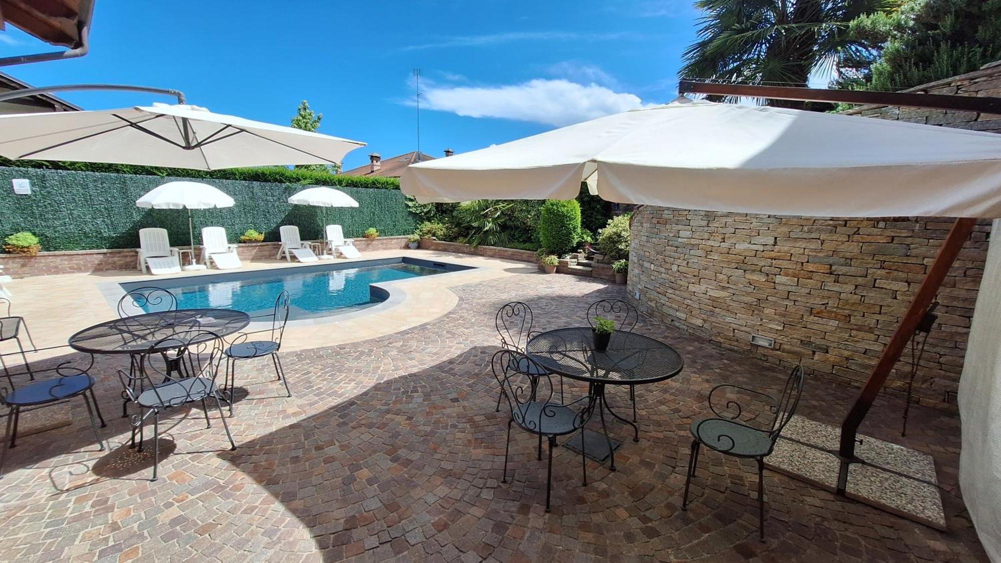 Villa Laura B&B Fossano Ngoại thất bức ảnh