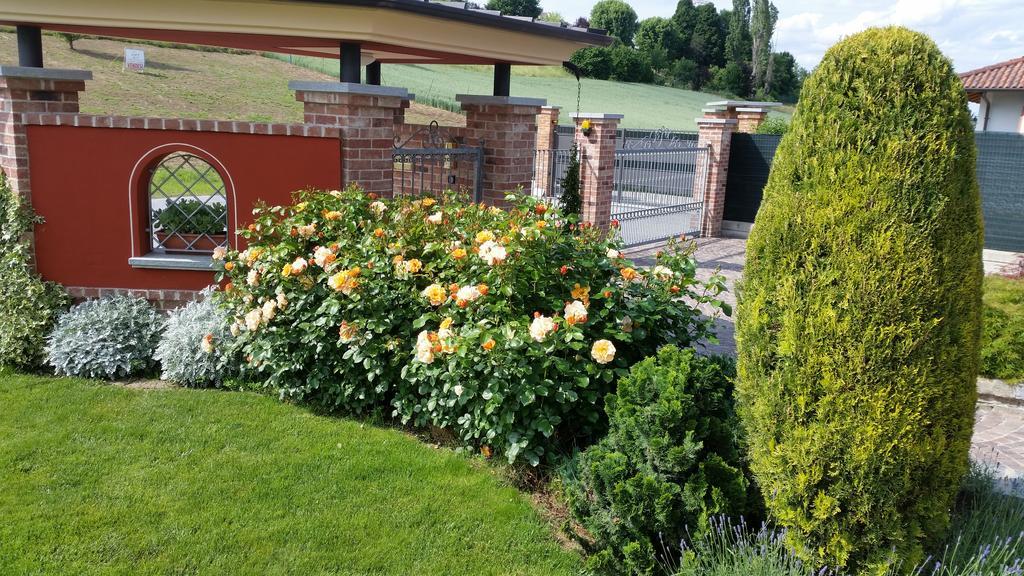 Villa Laura B&B Fossano Ngoại thất bức ảnh