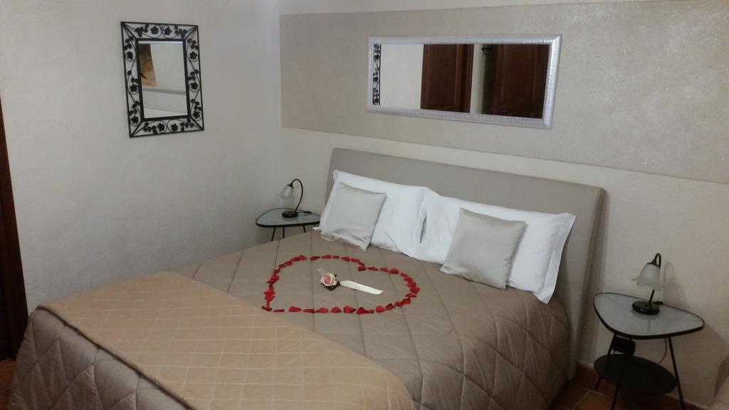 Villa Laura B&B Fossano Ngoại thất bức ảnh